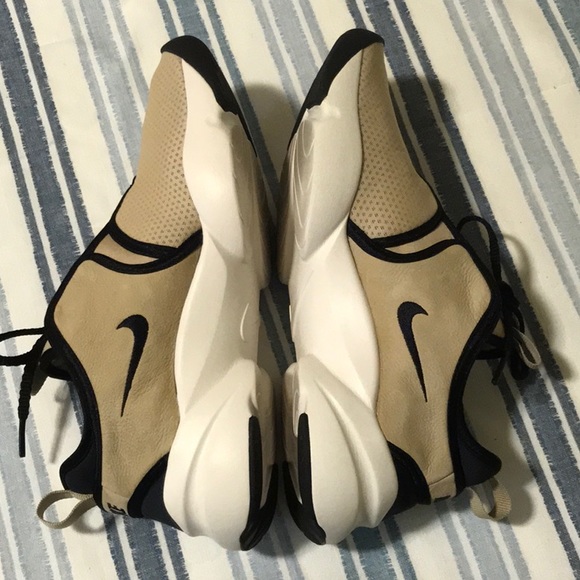 ⚜️NIKE W LODEN PINNACLE MUSHROOM, BLACK & SAIL. SIZE 8.5 USED.⚜️UNIQUE STYLE.⚜️ - Picture 5 of 14